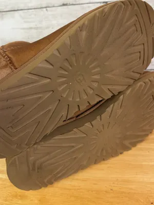 Ugg Classic Ultra Mini Size 10 thumbnail 5