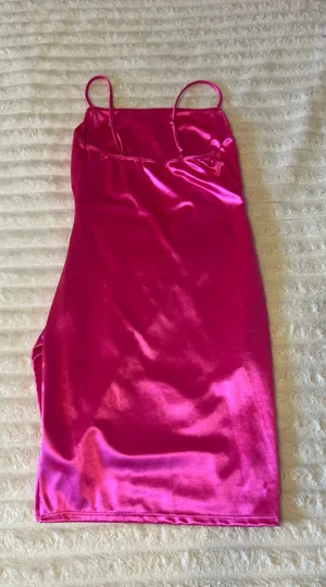Pink dress thumbnail 3