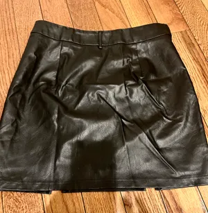 SheIn NWOT Sexy High Waist Notch Hem Leather A-Line /two front slits L thumbnail 3