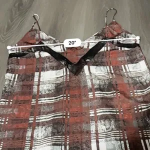 Lovers + Friends Plaid Camisole‎ Tank Top Women's Size Large Lace Trim V-Neck thumbnail 9