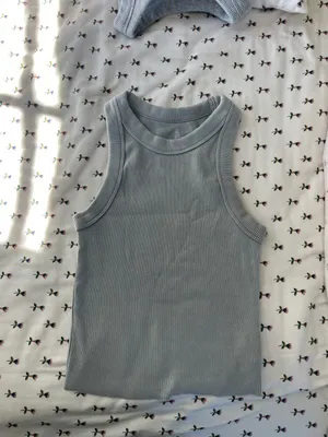 Aerie Tank thumbnail 1