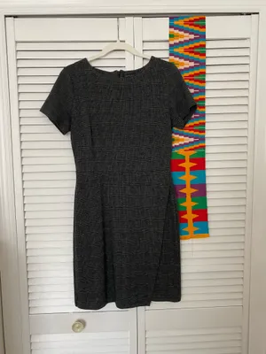 Banana Republic Grey Work Dress thumbnail 2