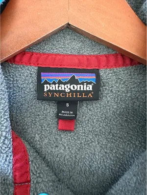 Patagonia Synchilla Snap-T Pullover Sweatshirt in Gray w/ Teal Women’s Small thumbnail 6