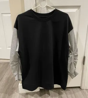 Black CrewNeck Sweatshirt thumbnail 1