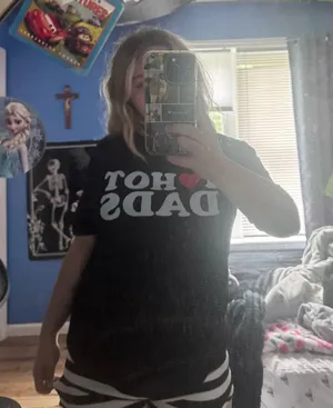 I ❤️ hot dads shirt Black Size L thumbnail 1