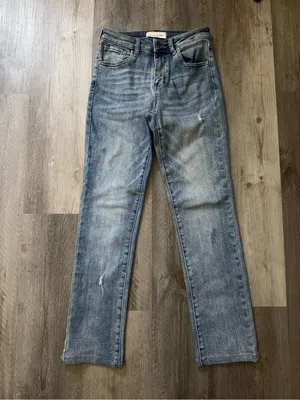Risen Jeans Elevated Ease High Rise Straight Leg 25” Waist thumbnail 2