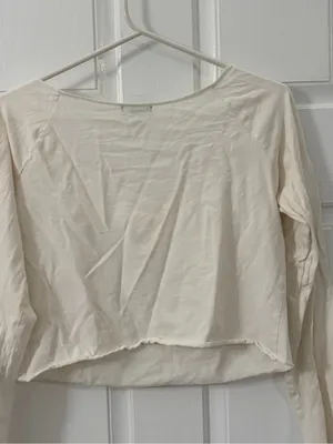 Wilfred Cream Long-Sleeve V-Neck Top thumbnail 5