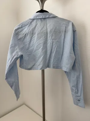 H&M Light Blue Cropped Button-Up Shirt thumbnail 2