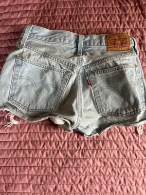 Levi’s Jean Shorts thumbnail 3