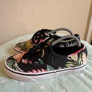 Vans Hawaiian Floral Sneakers Womens size 7 thumbnail 2