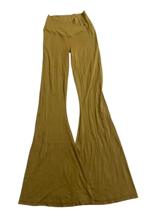 Offline Real Me Hi Rise Crossover Super Flare Leggings thumbnail 2
