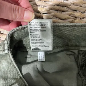American Eagle‎ Jeans Olive Green High Rise Distressed Women Size 6 Petite thumbnail 10
