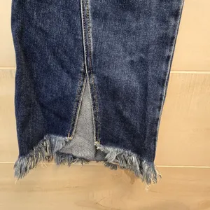 {29} KanCan Distressed Blue Jean Split Flare Hem Fringe Detail thumbnail 6