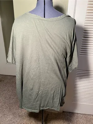 Ava & Viv Women’s Plus Sz 4X V-Neck T-Shirt Olive Green Short Sleeve 100% Cotton thumbnail 6