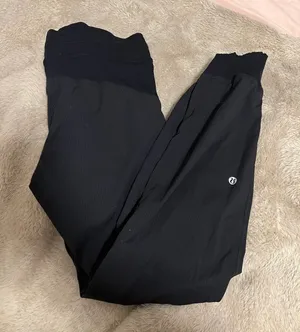 Lululemon Dance Studio Joggers thumbnail 2
