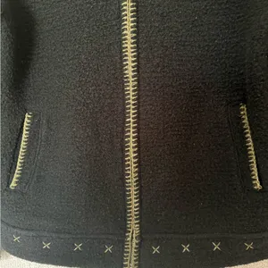 Rei Womens Size Small ful zip black‎ hooded jacket italian fabric thumbnail 3