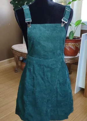 Shein corduroy jumper. (#0952) thumbnail 1
