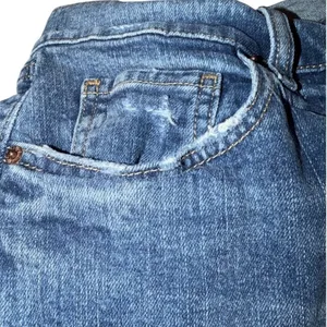 Old Navy Mid-Rise Medium Rinse Boyfriend Denim Distressed Raw Hem Jeans Plus 18 thumbnail 13