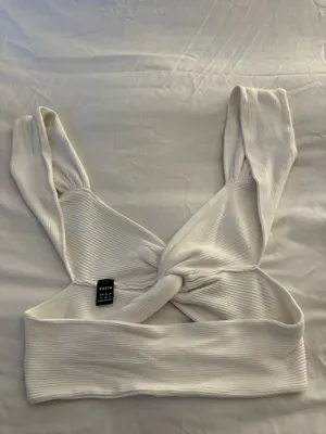 SheIn White Crop top thumbnail 2