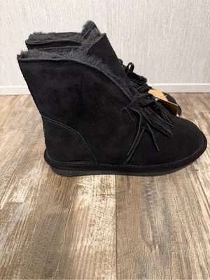 BearPaw Black Suede Tassel Ankle Boot Size 7 thumbnail 6