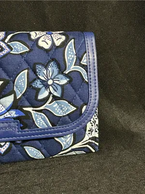Vera Bradley Blue Floral Quilted Wristlet Wallet thumbnail 3