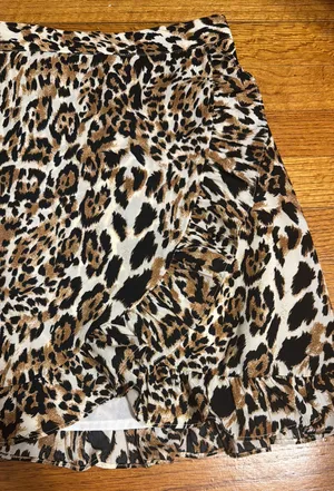 Le lis Cheetah Print Ruffle Skirt thumbnail 3