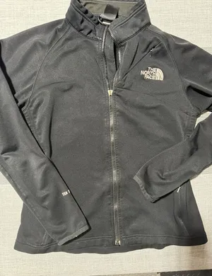The North Face TKA Stretch Softshell Jacket Womens small Black Full Zip Coat‎ thumbnail 1