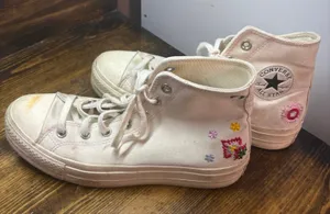 Converse White Hi Lift Platform‎ Floral Embroidered Sneakers Size 8 thumbnail 1