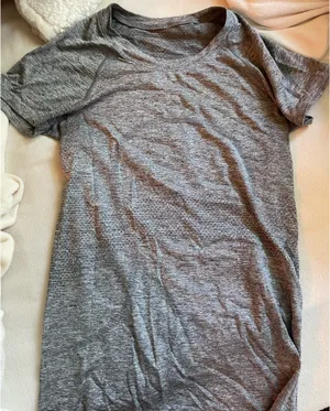 Lululemon Swiftly Tech Short-Sleeve Shirt 2.0 Waist Length thumbnail 1