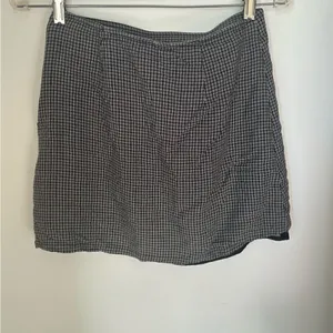 American Eagle Micro Check Mini Skirt Size XS Black White thumbnail 7