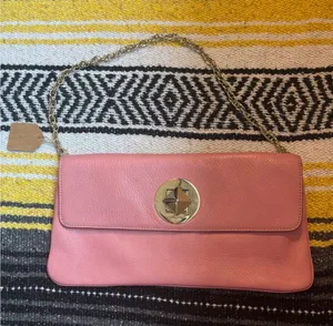 Kate Spade Pink Pebbled Leather Clutch Bag Gold‎ Chain Pyramid Stud Turnlock thumbnail 1