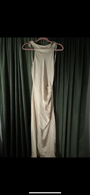 Amazon Open back cream dress thumbnail 3