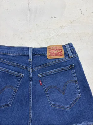 Levi’s high rise Blue Distressed Denim Shorts 28 thumbnail 7