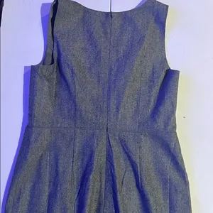 Banana Republic gray sheath dress with square neckline size 14 Wool dress thumbnail 8