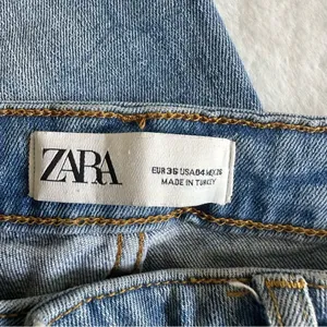 Zara Light Wash High Rise Flare Jeans Women's Size 4 thumbnail 3