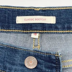 Levis Women Classic Bootcut‎ Jeans Size 12M Stretch Western Indie Heritage Lapis thumbnail 8