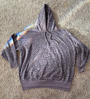 American Eagle Oversized Sweatshirt thumbnail 1