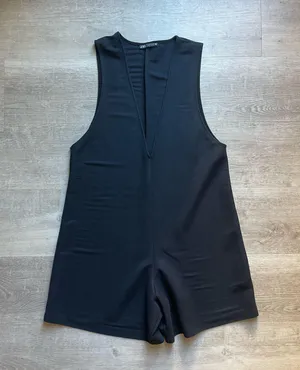 Zara Sleeveless Deep V Black Romper Size S thumbnail 1