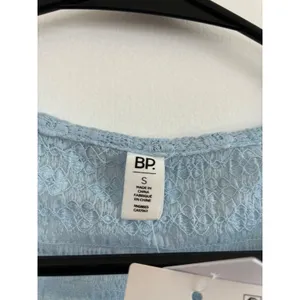NWT BP. Nordstrom Light Blue Floral Lace Long Sleeve Crop‎ Top Size S thumbnail 3