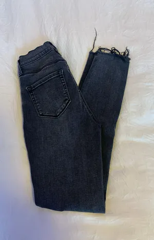 Jeans thumbnail 2