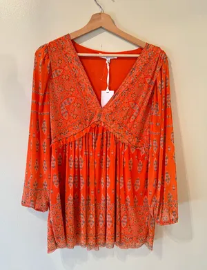 NWT Rose & Olive Floral Top thumbnail 2