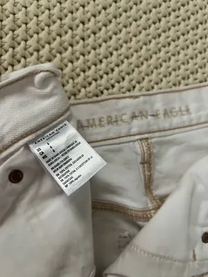 White Denim Shorts American Eagle thumbnail 3