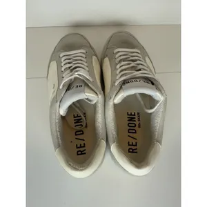 RE/DONE 90s Skate Sneakers Womens 38 Grey White Suede Leather Low Top thumbnail 5