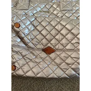 MZ Wallace Metro Tote Deluxe Medium Metallic Rose Gold Quilted Nylon Travel Bag thumbnail 3