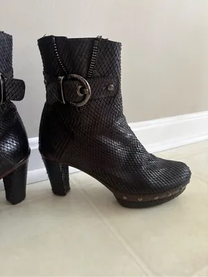 Stuart Weitzman Black Textured Leather Ankle Booties with Buckle Accent thumbnail 2