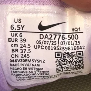 Nike Tanjun Star Runner Youth Sz 6.5Y Black/Purple DA2776-500 New thumbnail 10