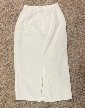 Chic Cream Pencil Skirt for Women size 8 thumbnail 2