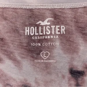 Hollister “Let Love Shine” Cropped Tee thumbnail 3