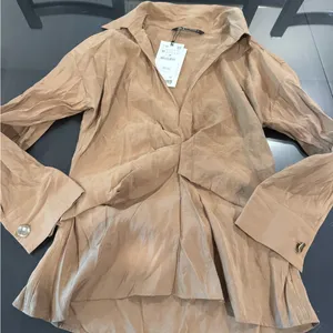 Zara nwtLight Tan Button-Front Blouse thumbnail 1