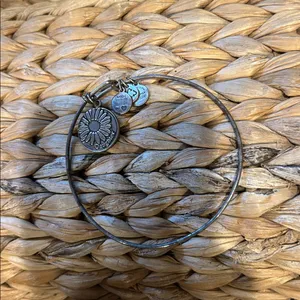 Alex and Ani "Daughter" Daisy Charm Bangle thumbnail 2